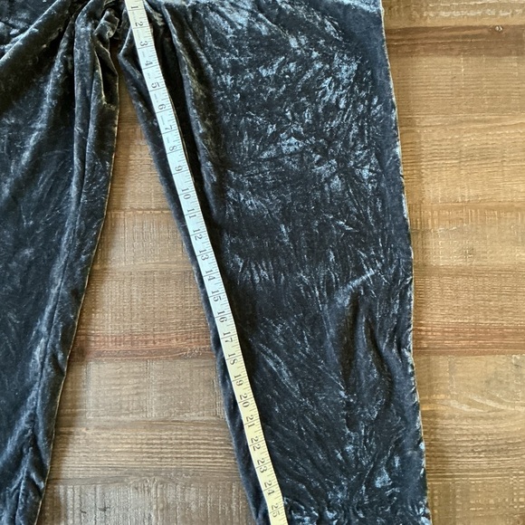 Madewell Silver Grey Velvet Velour Tapered Elastic Waist Ankle Pants Medium - Picture 5 of 8